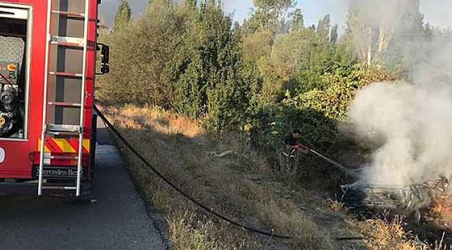 Kaza yapan otomobil yandı: 3 yaralı