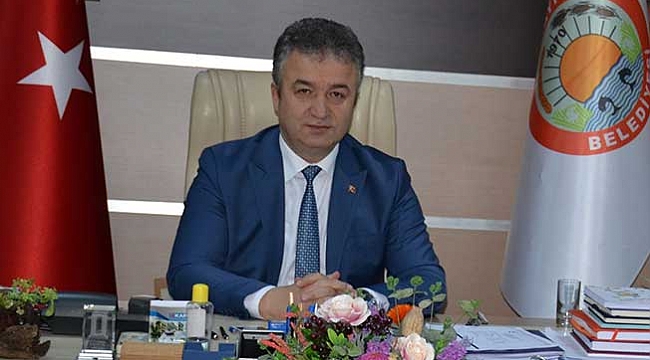 19 Mayıs tiyatroda buluşuyor