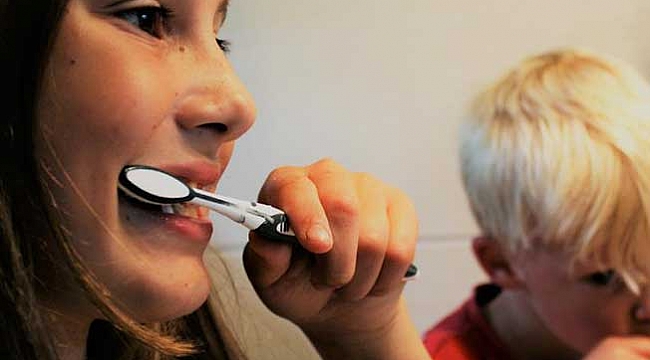 Çocuklarda diş sağlığına ilişkin doğru bilinen yanlışlar