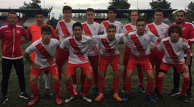 Kadıköy kayıpsız bitirdi