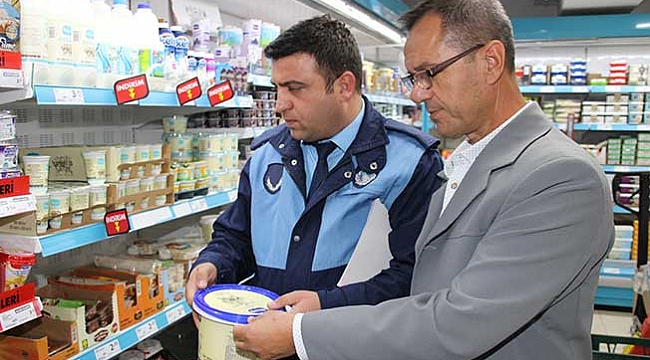 Marketler denetleniyor