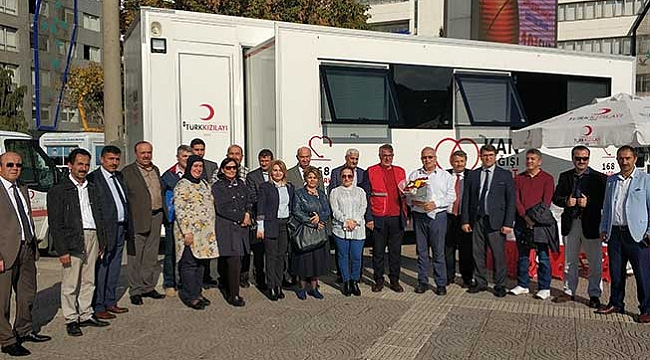 Büro Memur-Sen'den  Kızılay'a kan bağışı