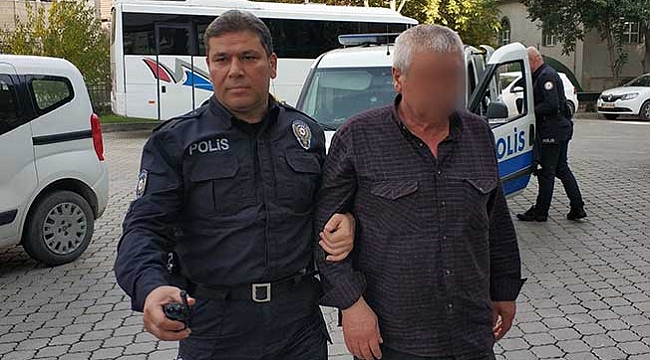 Kafeteryada içecek kavgası