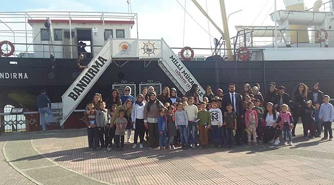 Minikler denizle tanıştı