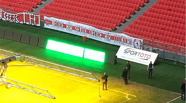 Stat reklam panolarına kavuştu