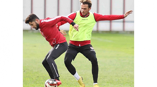 Taktik çalıştılar