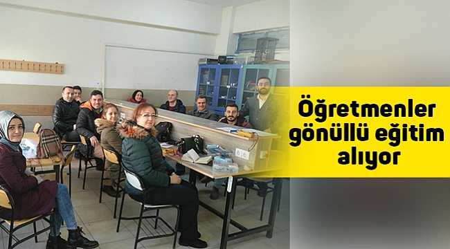 Öğretmenler gönüllü eğitim alıyor