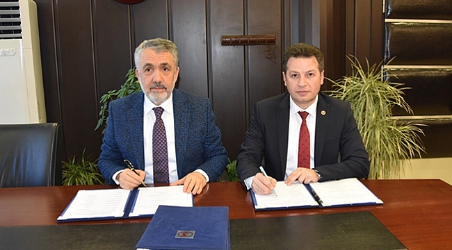 OMÜ’de imzalar atıldı