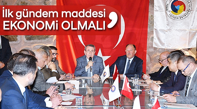 İlk gündem maddesi ekonomi olmalı