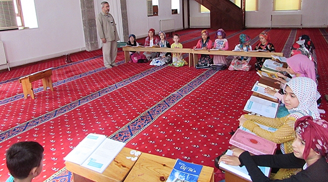 Camiler çocuklarla doluyor