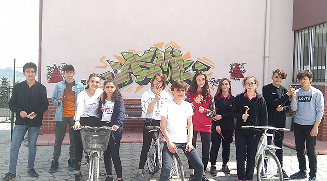 Yılı iki güzel projeyle tamamladılar