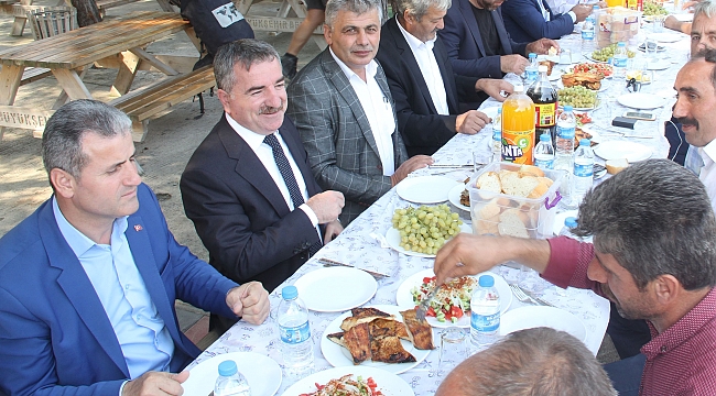 Başkan Özdemir muhtarlar ile buluştu