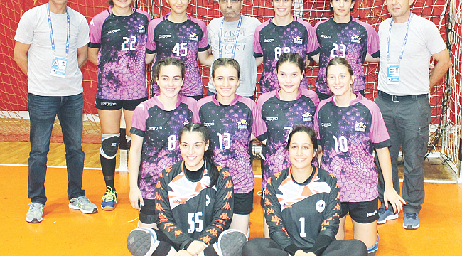 BİR TAKIM TARİH OLDU!