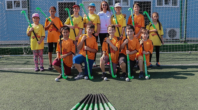 ÇİM HOKEYİ’NİN  TEMELİ ATILDI