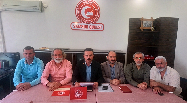 Öğretmenler iki arada bir derede!