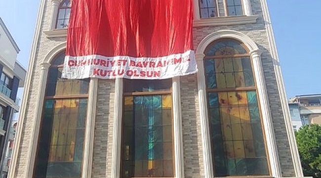 PASTÖR CUMHURİYETİ KUTLADI