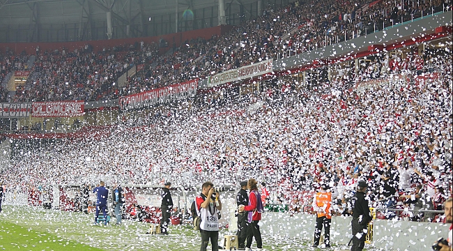 Samsunsporlu öğretmenler birleşiyor