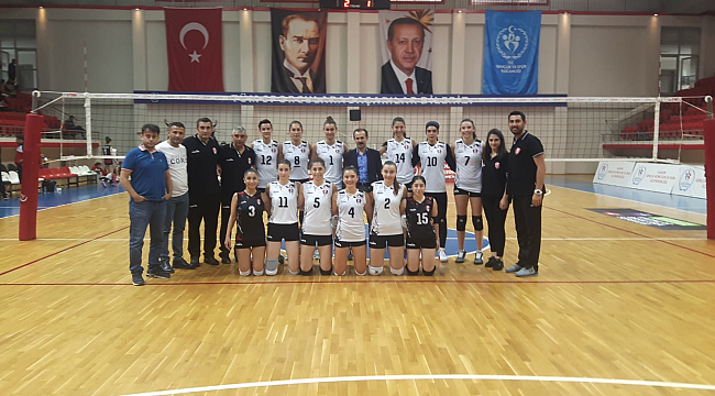 SULTANLAR DEPLASMANDA GÜLDÜ 3-1