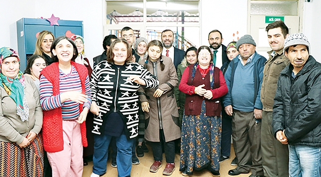 En kutsal görevi yapıyorsunuz