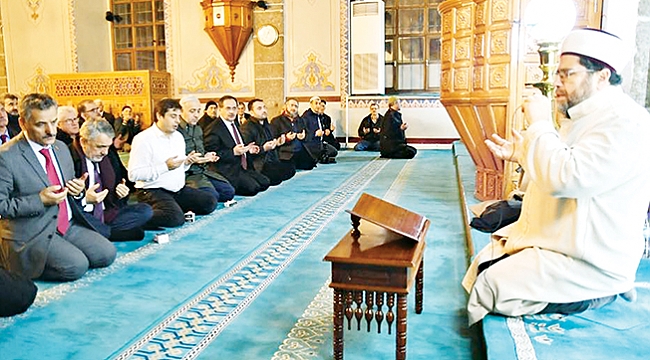 Futbol şehitleri için mevlit okutuldu