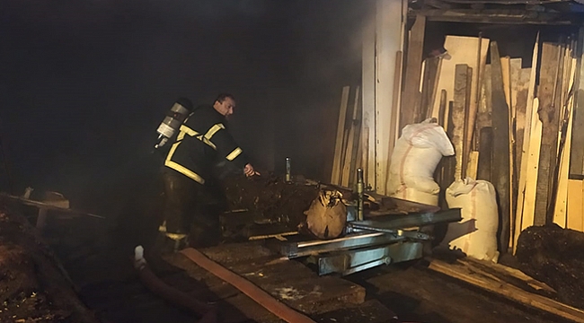 Marangoz atölyesinde yangın