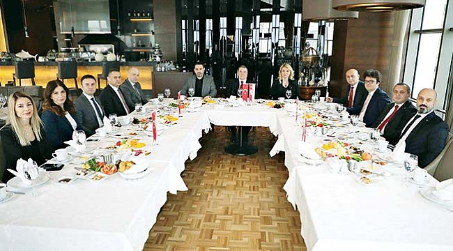 Müdürlerle toplantı