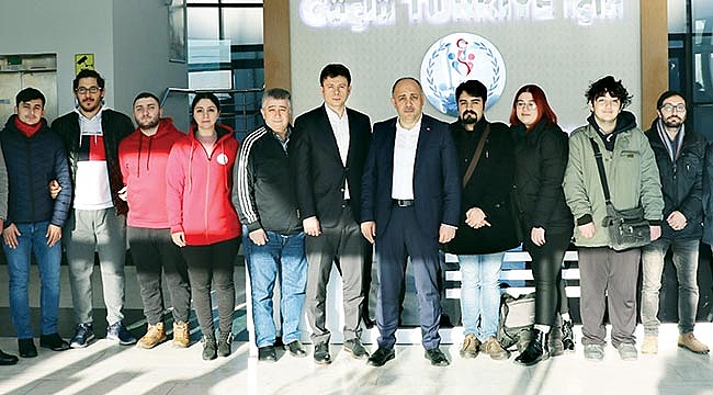 Depremzede çocuklar için yola çıktılar