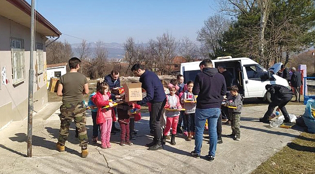 Emniyet mensuplarından eğitime destek