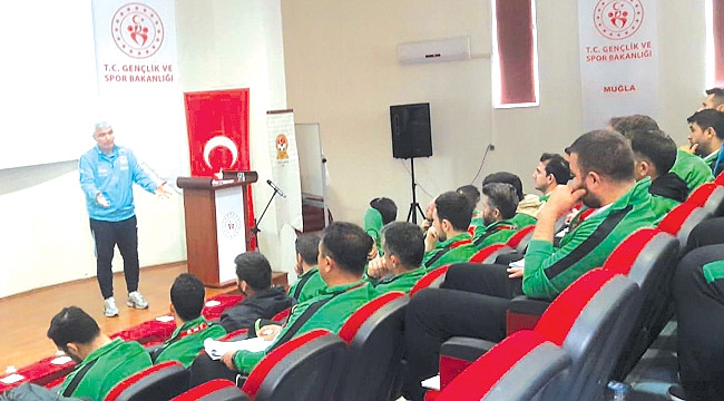 Fedayi Aksoy Muğla’da