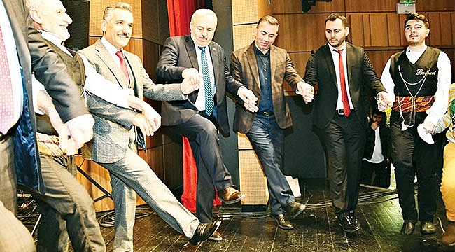 Kaymak'tan halaylı kutlama