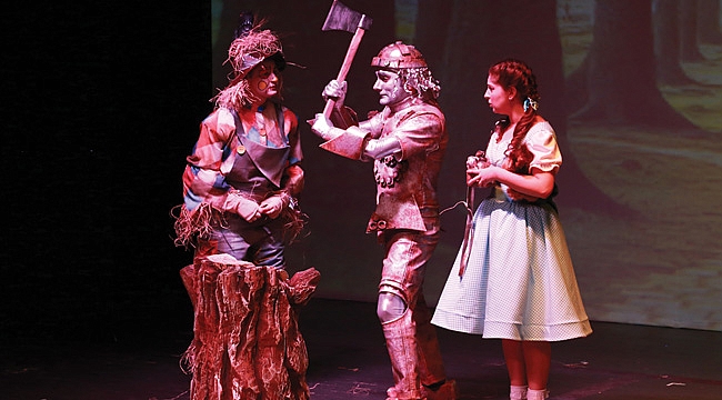 SAMDOB ‘Sihirbaz Oz’u sahneledi