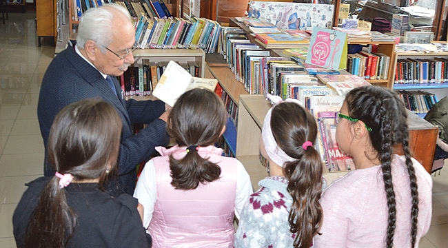 86 yaşında kitap kurdu!