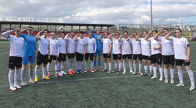 AMAZONLARIN ŞAMPİYONLUK YÜRÜYÜŞÜ