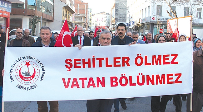 Bafra şehitler için yürüdü