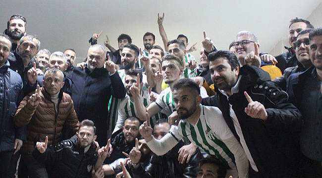 ÇARŞAMBASPOR ŞAMPİYONLUĞA KOŞUYOR