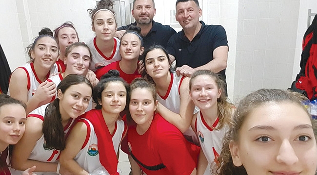 İlkadım şampiyonluğa koşuyor