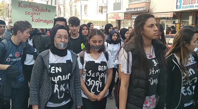 ‘Kadına şiddete’ karşı yürüyüş