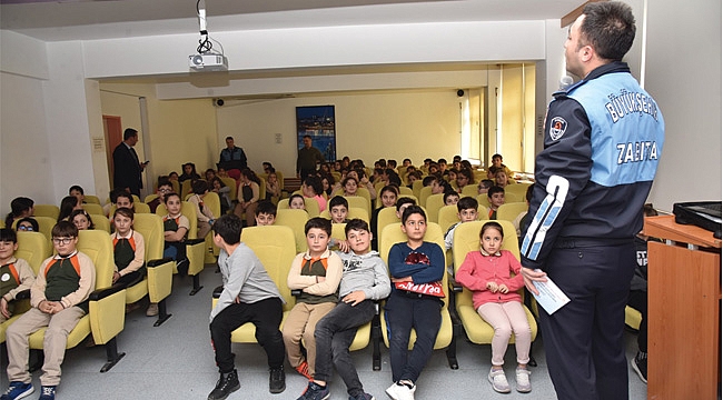 Öğrencilere 'Bilinçli Tüketici' eğitimi