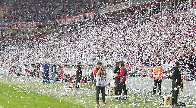 Taraftardan tam destek