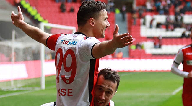 BAHATTİN KRALLIK SÖZÜ VERDİ