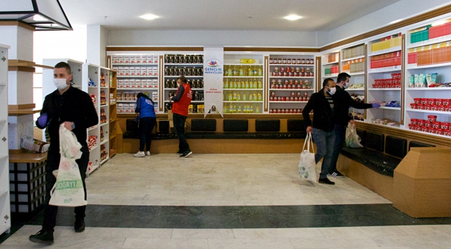 İhtiyaç sahiplerinin yüzü gülüyor