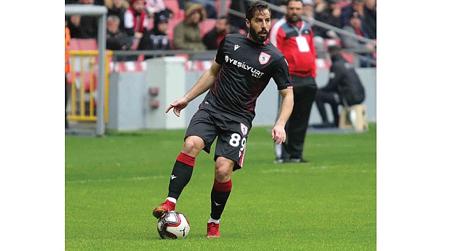 ‘İLK KEZ ŞAMPİYONLUK YAŞAYACAĞIM’