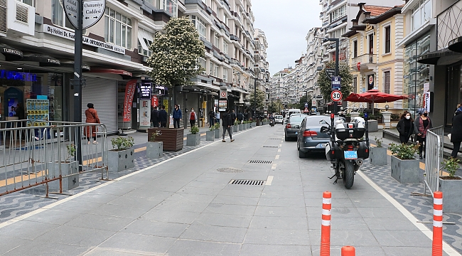 Evde kal çağrılarına uyuluyor