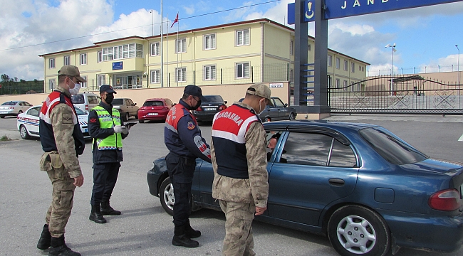 Kavak'ta Kovid-19 denetimleri sürüyor