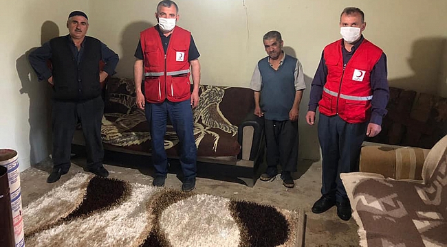 Vezirköprü'de ihtiyaç sahibi kişinin evi boyanıp temizlendi