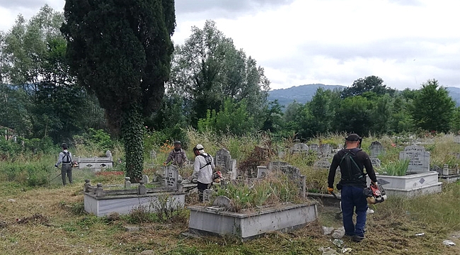 Büyükşehirden mezarlıklara kapsamlı bakım