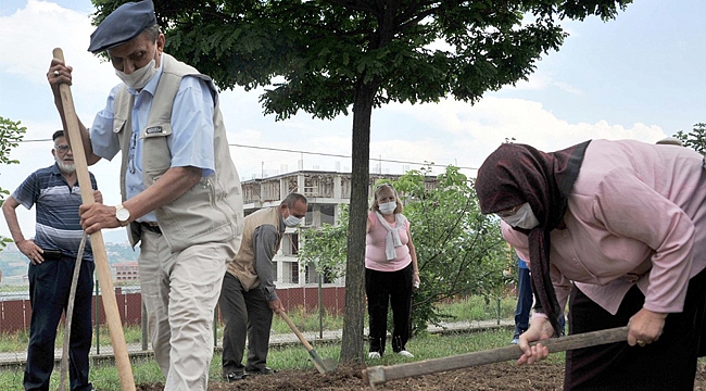Huzurevine ‘hobi bahçesi’