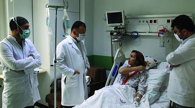 KALIN BAĞIRSAĞINDAN YEMEK BORUSU YAPTILAR