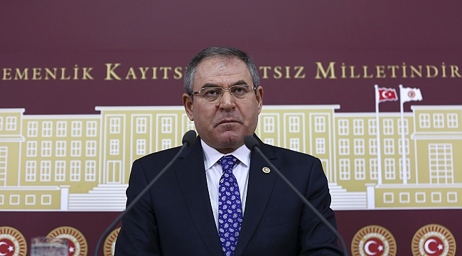 Liyakat yok sadakat çok