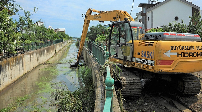 SASKİ dereleri temizliyor